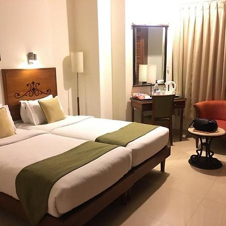 Nani Hotels & Resorts Kollam Exteriör bild