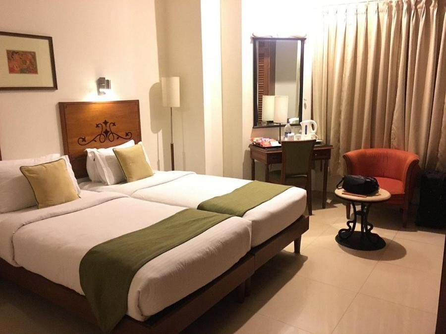 Nani Hotels & Resorts Kollam Exteriör bild